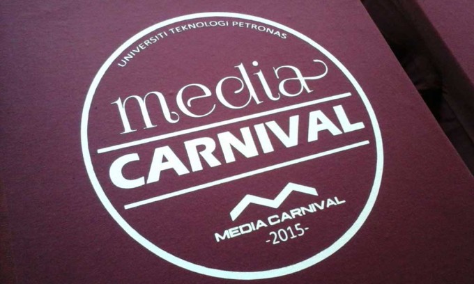 t-shirt media carnival UTP
